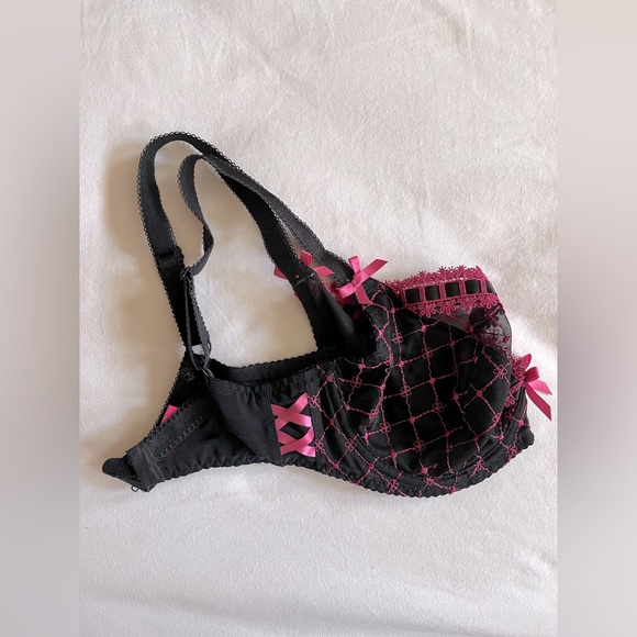 Curvy Kate black & pink embroidered balconette bra, ribbon & lace, US/UK 28F - Picture 3 of 5